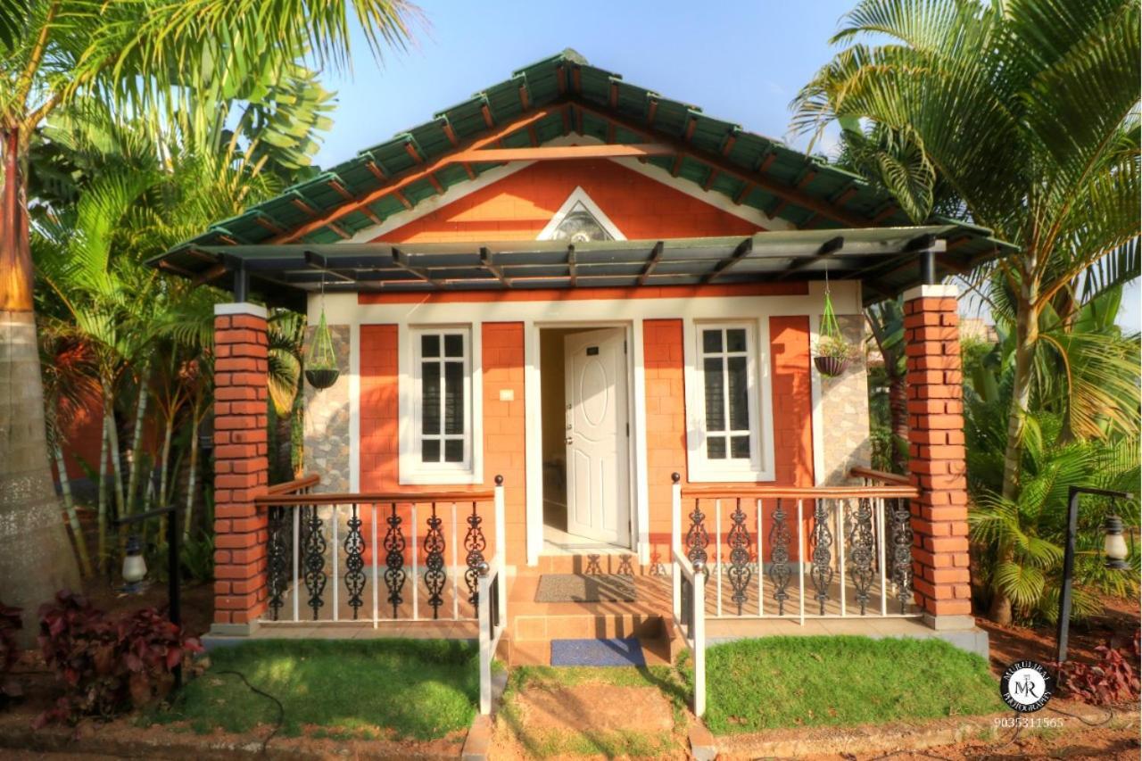 Plumeria Resort Kushalnagar Exterior photo